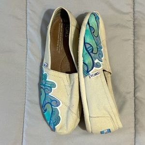 Custom Hand painted Toms | Sz 6.5